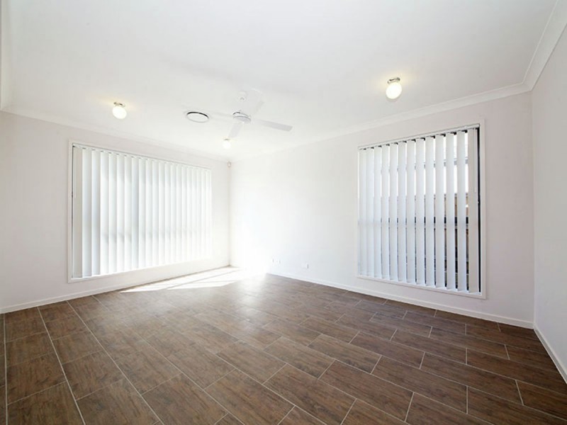 23 Dewberry Place, Bridgeman Downs QLD 4035