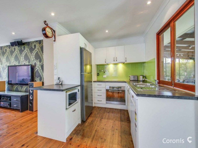 39 Leitchs Road, Albany Creek QLD 4035