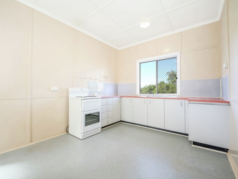 28 Winnam Street, Stafford QLD 4053