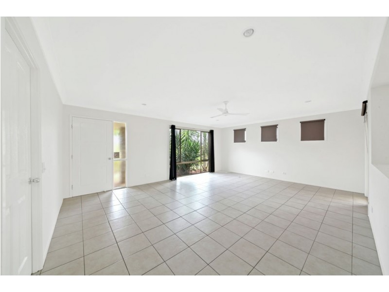 14 Hollywood Avenue, Bellmere QLD 4510