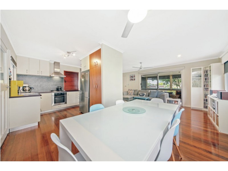 129 Nearra Street, Deagon QLD 4017