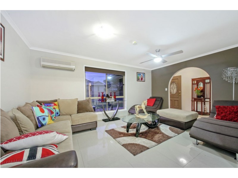 8 Whitby Street, Bracken Ridge QLD 4017