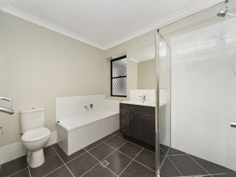 21 Tasman  Boulevard, Fitzgibbon QLD 4018