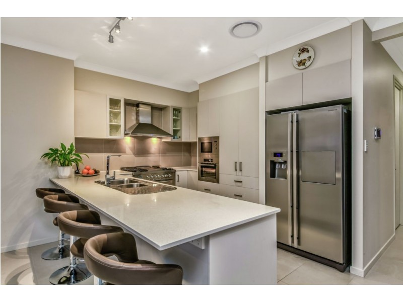 17 Lauren Circuit, Brighton QLD 4017