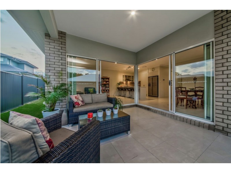 17 Lauren Circuit, Brighton QLD 4017