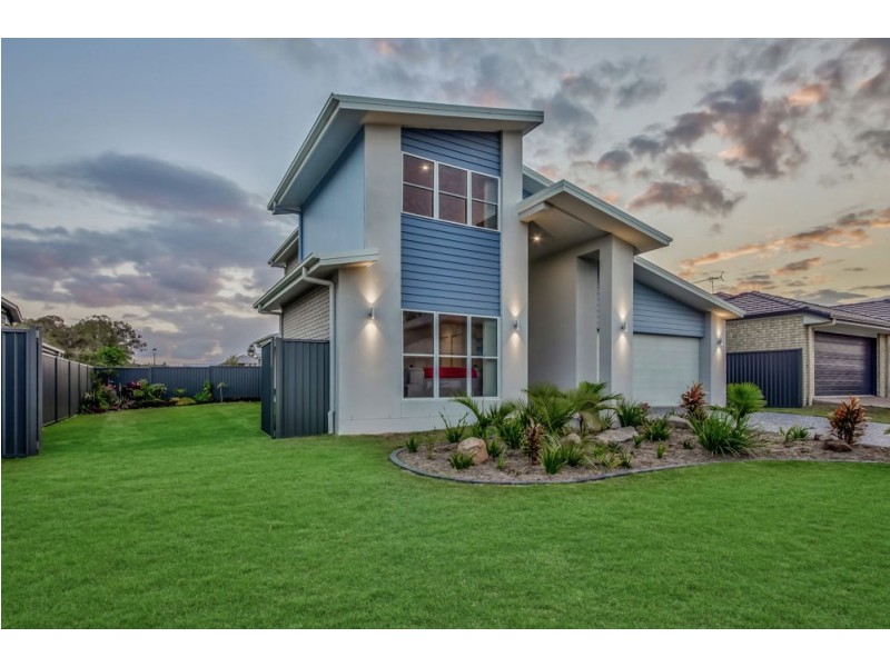 17 Lauren Circuit, Brighton QLD 4017