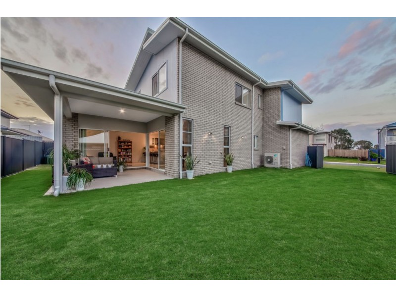 17 Lauren Circuit, Brighton QLD 4017