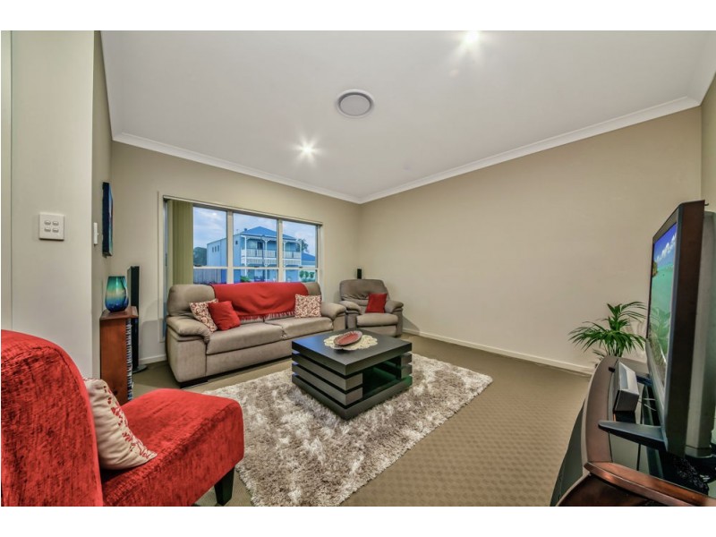 17 Lauren Circuit, Brighton QLD 4017