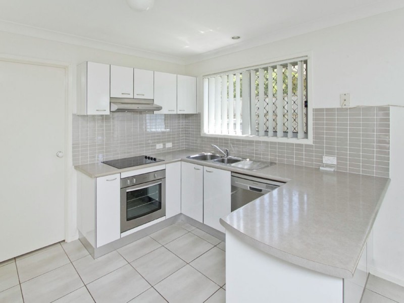 4/8 Ruocco Street, Bracken Ridge QLD 4017