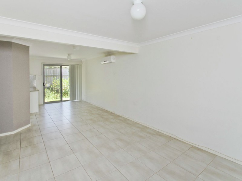 4/8 Ruocco Street, Bracken Ridge QLD 4017