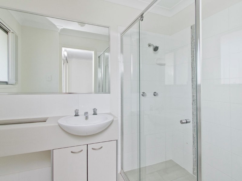 4/8 Ruocco Street, Bracken Ridge QLD 4017