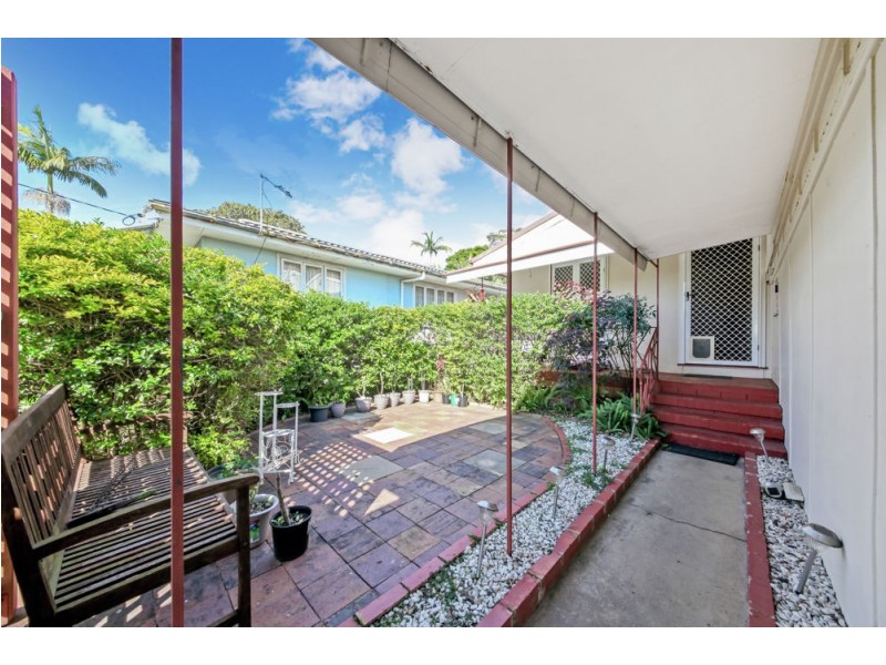 15 Utalong Street, Deagon QLD 4017