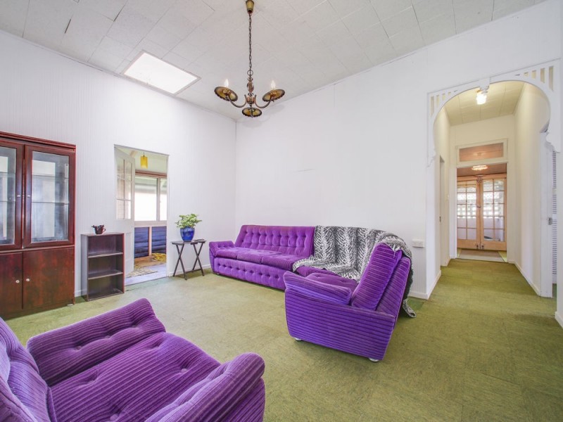 2 Perkins Street, Sandgate QLD 4017