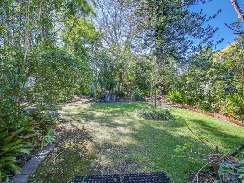 2 Perkins Street, Sandgate QLD 4017