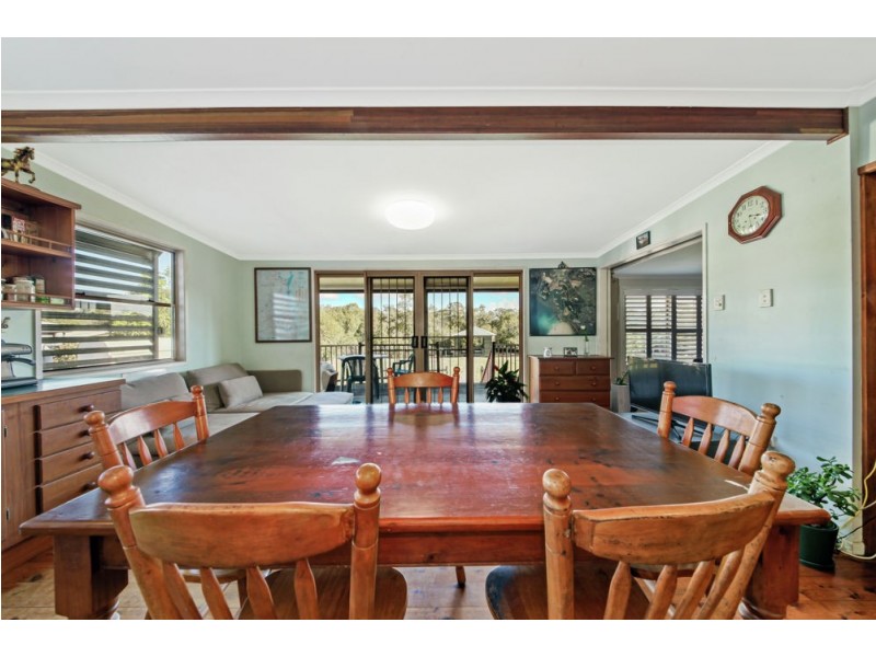 60 Oquinn Street, Nudgee Beach QLD 4014