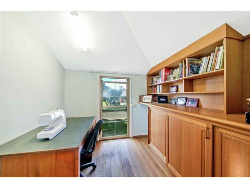 60 Oquinn Street, Nudgee Beach QLD 4014