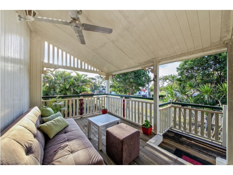60 Oquinn Street, Nudgee Beach QLD 4014