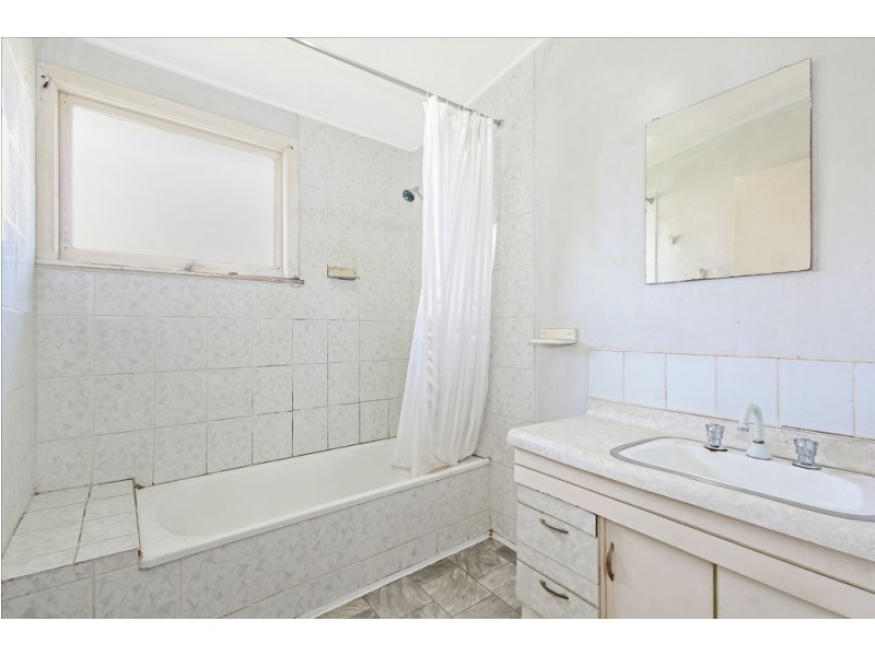 10 Trevorlea Street, Zillmere QLD 4034