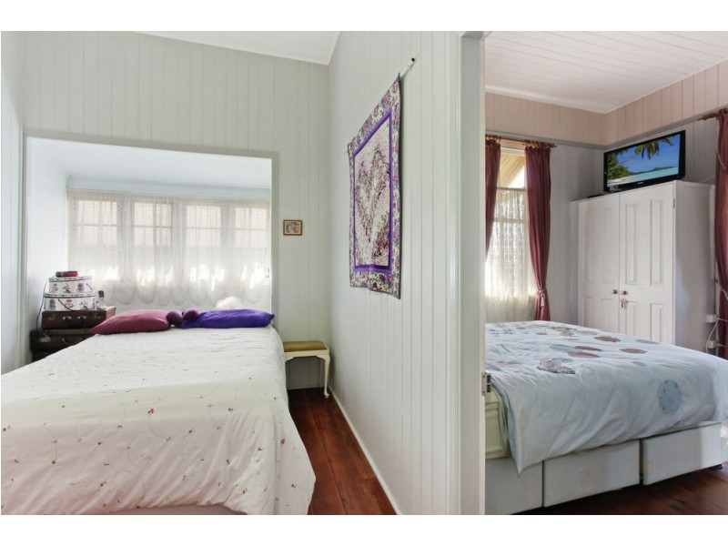 284 Flinders Parade, Sandgate QLD 4017