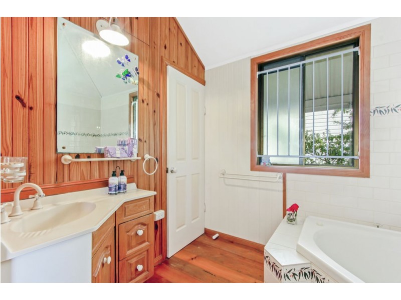 284 Flinders Parade, Sandgate QLD 4017