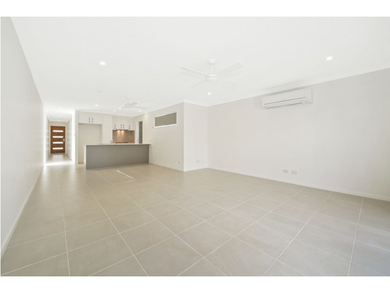 56 Blue Mountain Crescent, Fitzgibbon QLD 4018