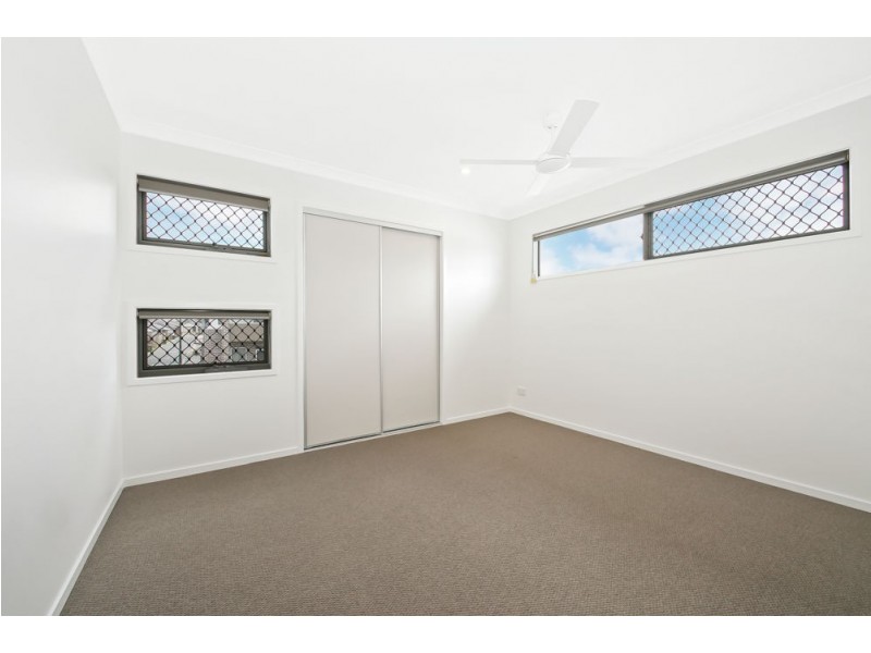 56 Blue Mountain Crescent, Fitzgibbon QLD 4018