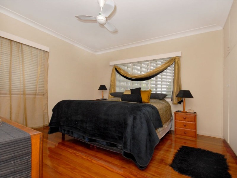 11 Chailey Street, Aspley QLD 4034