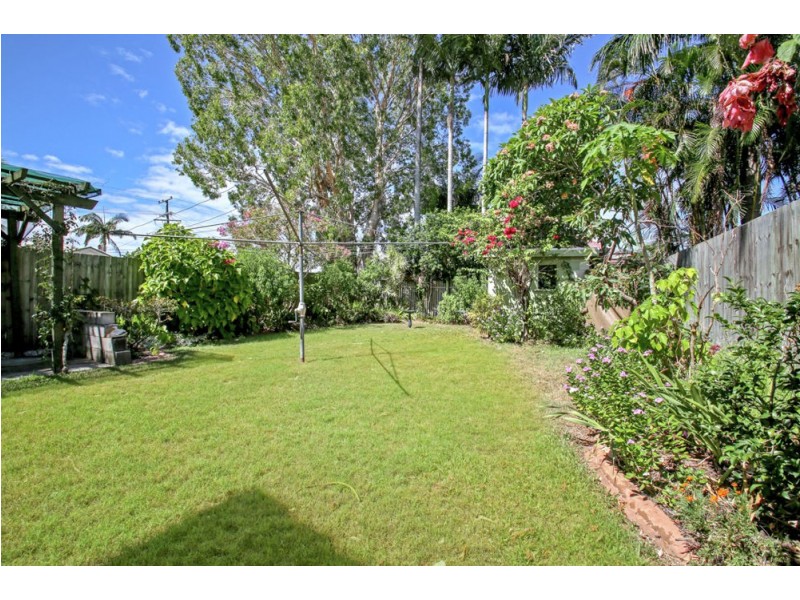 50 Griffith Street, Sandgate QLD 4017
