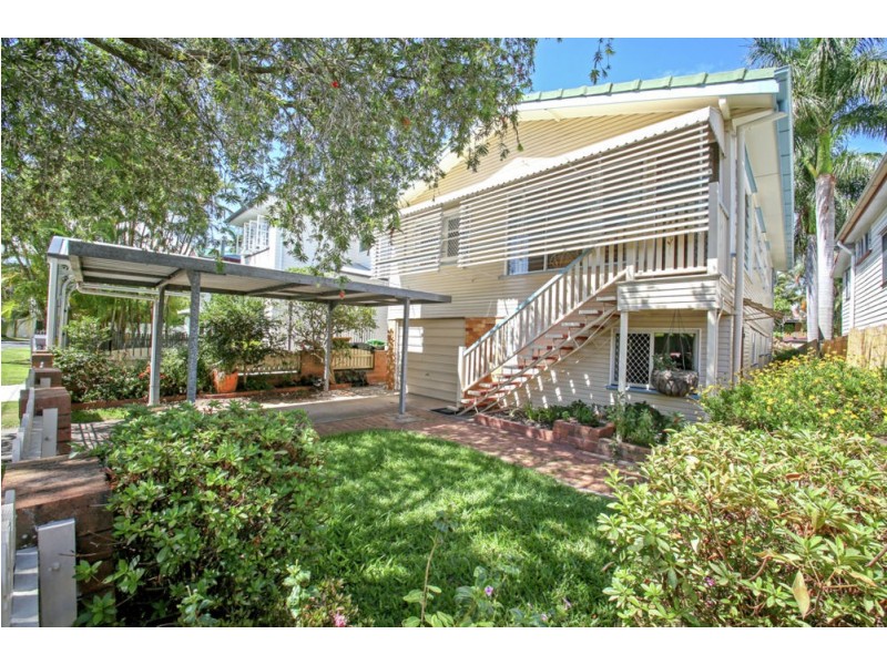 50 Griffith Street, Sandgate QLD 4017