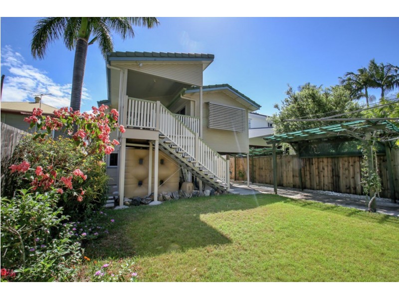 50 Griffith Street, Sandgate QLD 4017