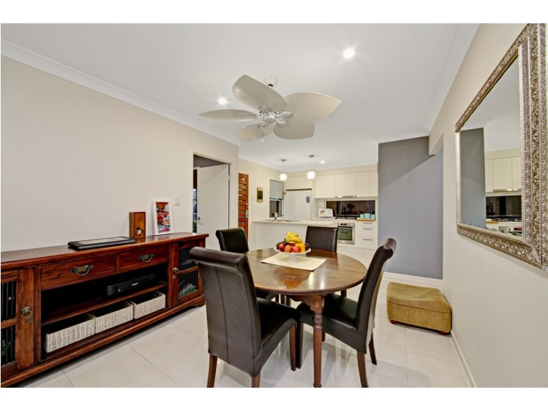 13 Watarrka Avenue, Fitzgibbon QLD 4018