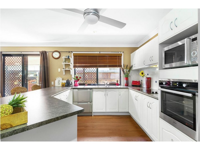 19 Greendale Place, Bracken Ridge QLD 4017