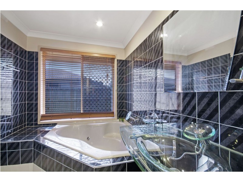 25 Doomben Place, Bracken Ridge QLD 4017