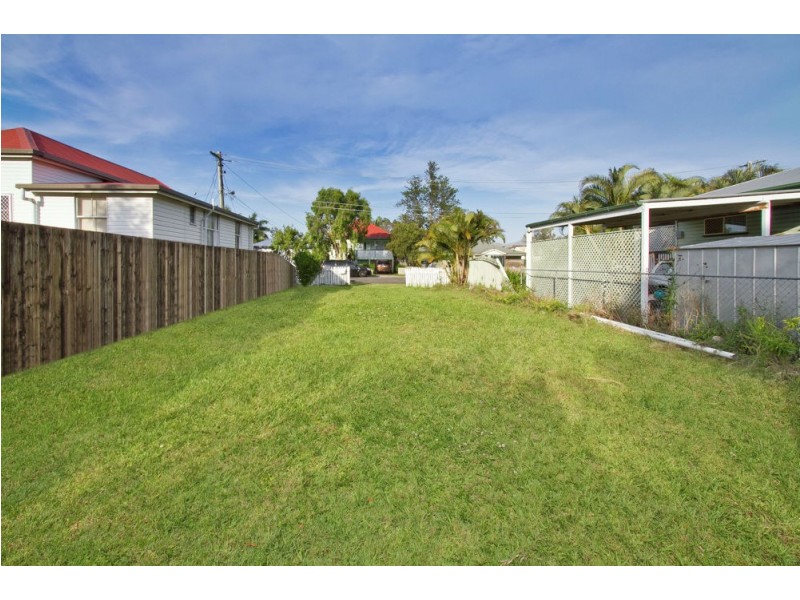 3 Sarah Street, Deagon QLD 4017