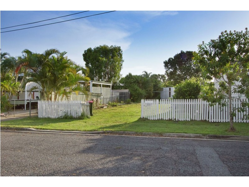 3 Sarah Street, Deagon QLD 4017