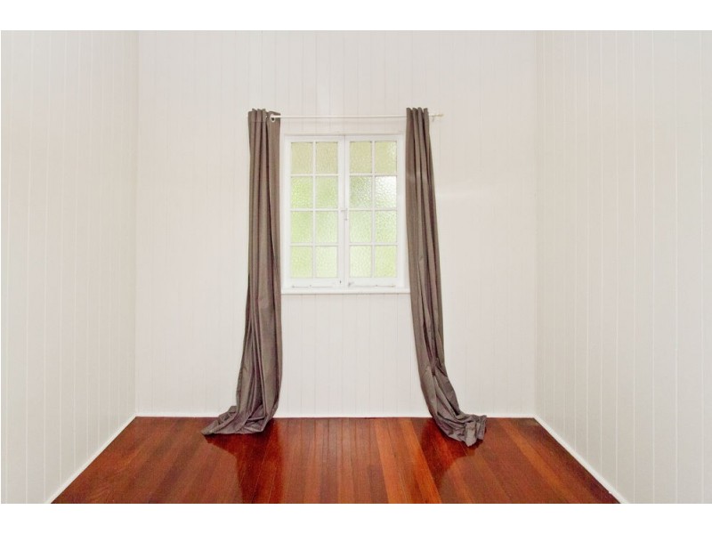 53 Cotton Street, Shorncliffe QLD 4017