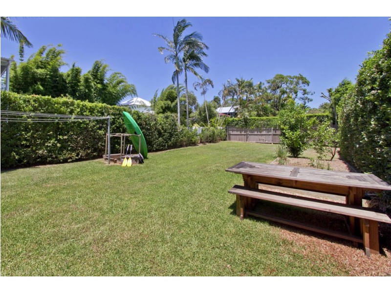 53 Cotton Street, Shorncliffe QLD 4017