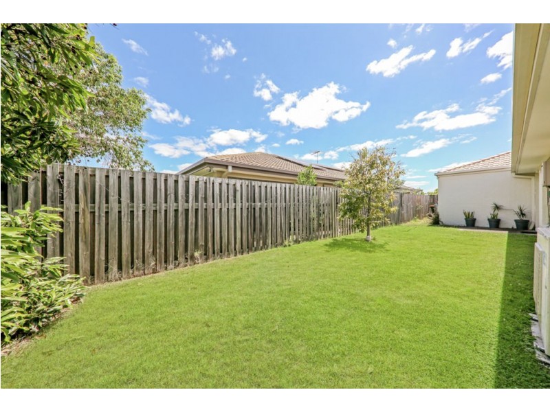 3 Dalkeith Court, Fitzgibbon QLD 4018