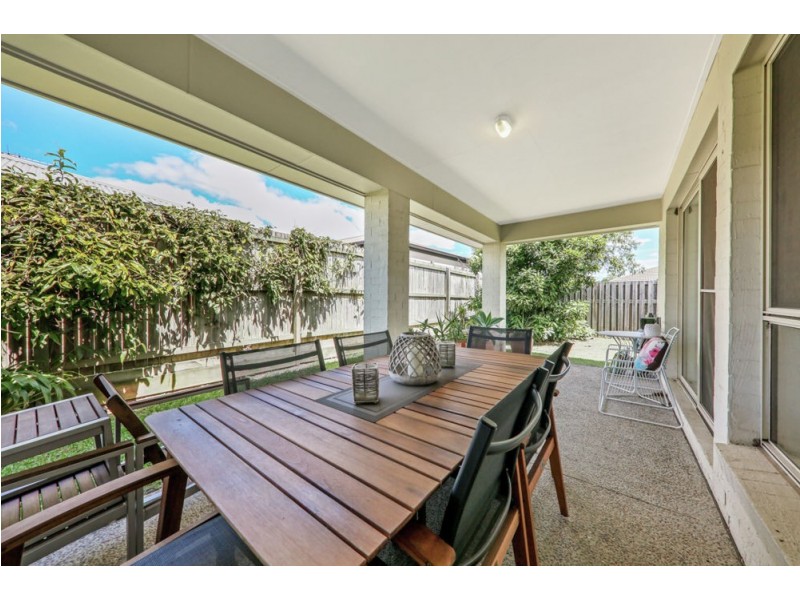 3 Dalkeith Court, Fitzgibbon QLD 4018