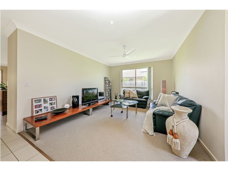 3 Dalkeith Court, Fitzgibbon QLD 4018