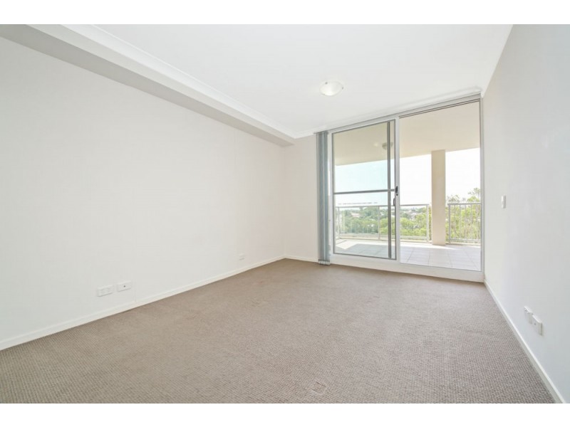 85/51 Playfield Street, Chermside QLD 4032