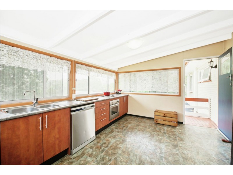 120 Nearra Street, Deagon QLD 4017