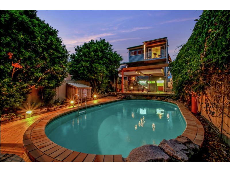 110 Shorncliffe Parade, Shorncliffe QLD 4017