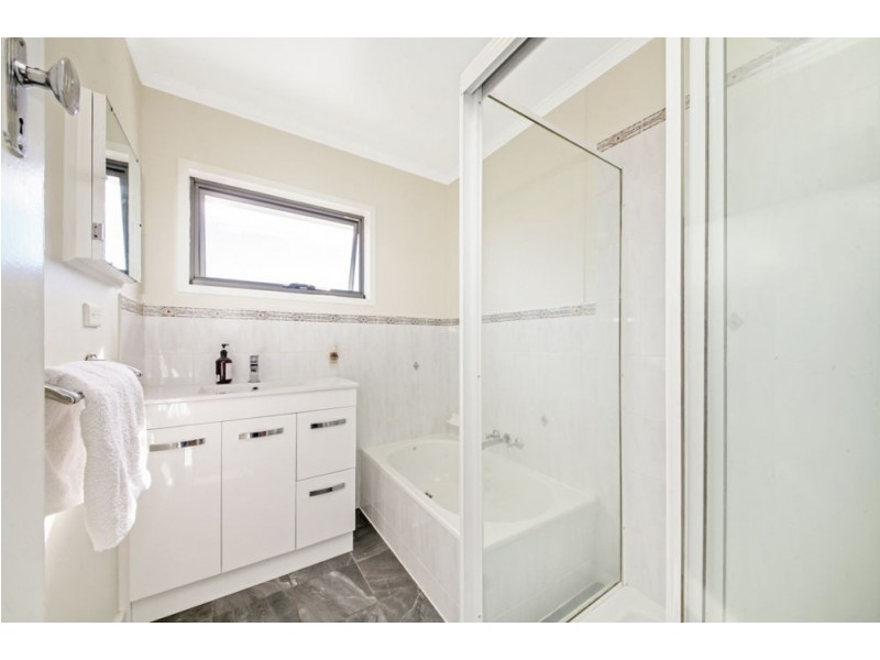 1 Ettarre Street, Bracken Ridge QLD 4017