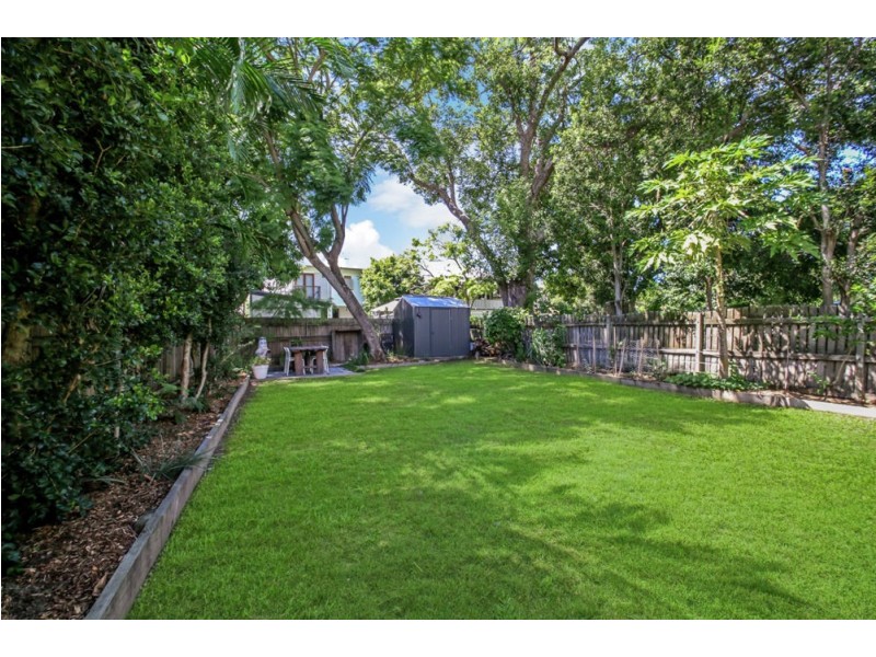 68 Griffith Street, Sandgate QLD 4017