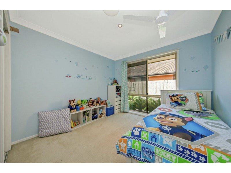 8 Greening Place, Bracken Ridge QLD 4017