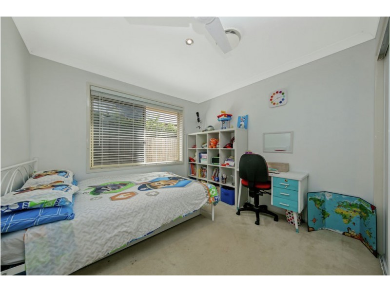 8 Greening Place, Bracken Ridge QLD 4017