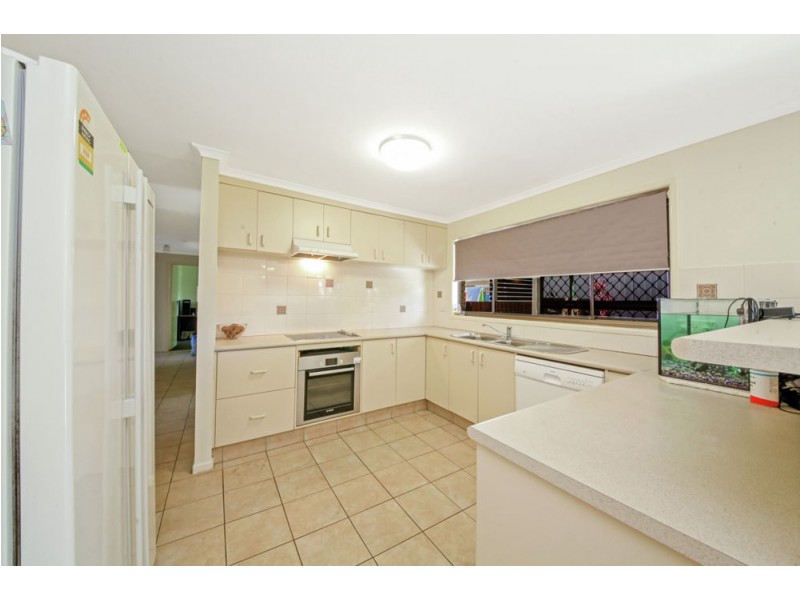 12 Yaraan Street, Bracken Ridge QLD 4017