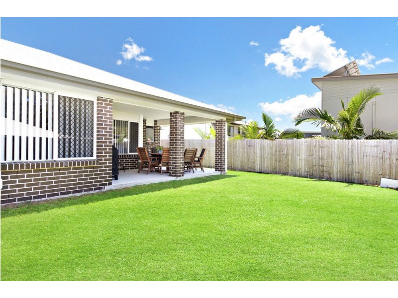 10 Claudette Street, Brighton QLD 4017