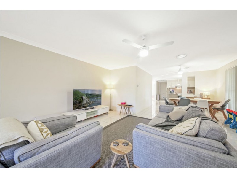 1 Kuranda Park Way, Fitzgibbon QLD 4018
